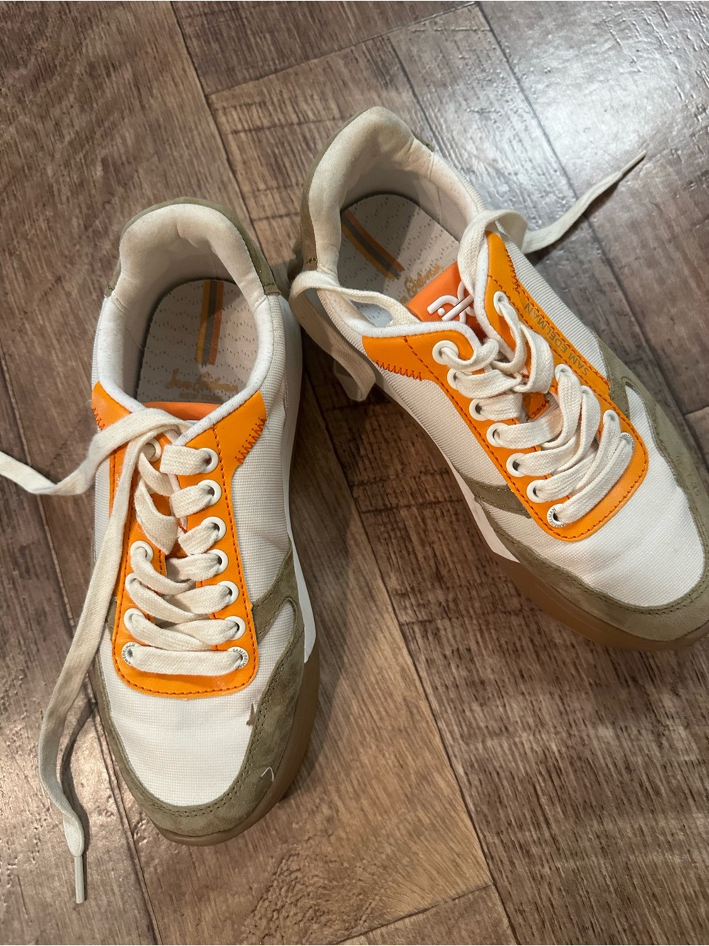 Sam Edelman White Orange & Tan Low-Top Sneakers